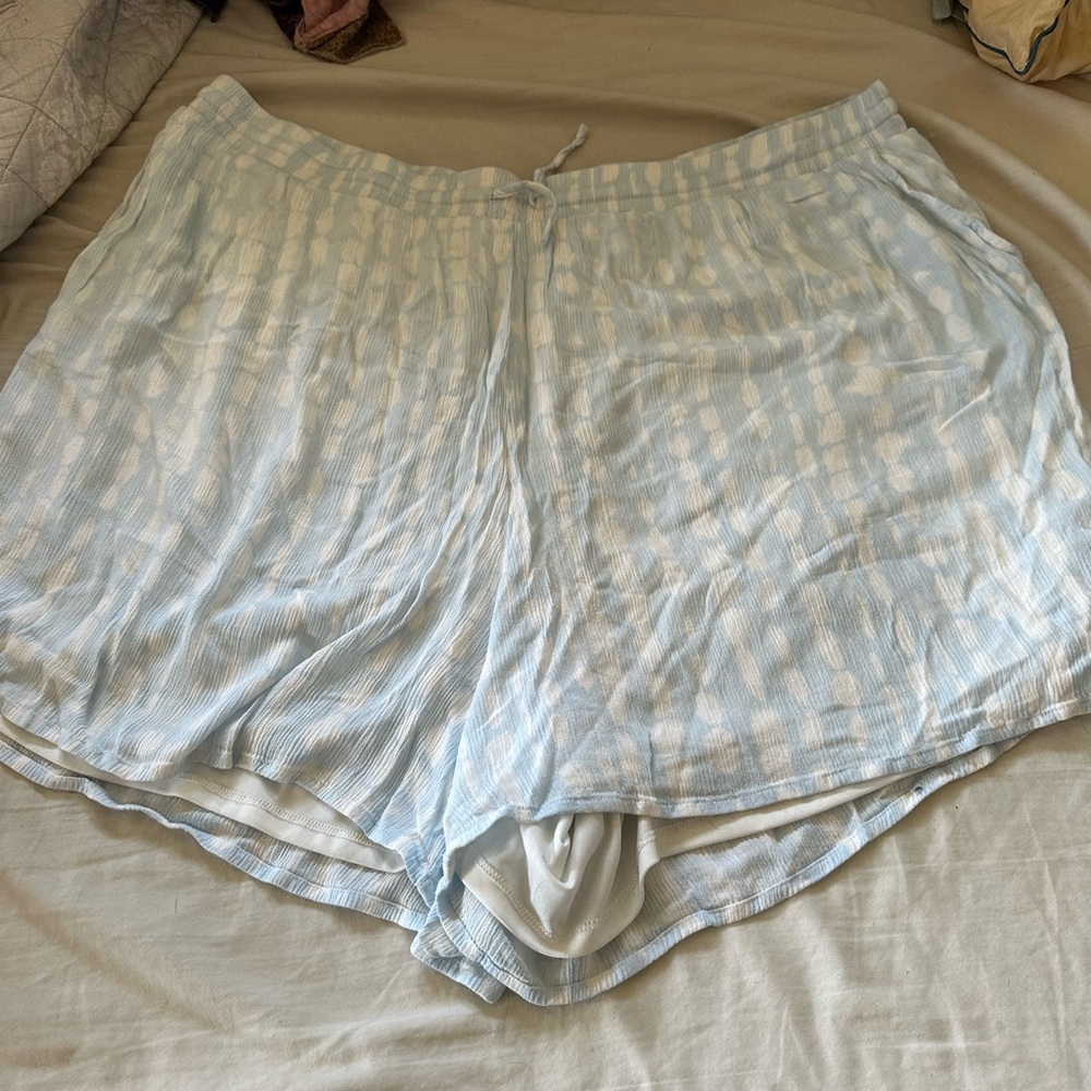 Torrid flowy summer short